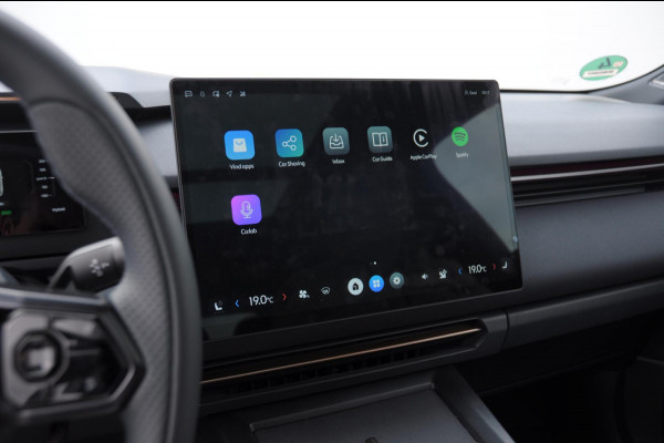 Lynk & Co 08 350PK Automaat More / Stoelventilatie / Massage / Adaptieve cruise control / Panoramadak / Stoelverwarming / Harman Kardon audio / Apple carplay / Parkeersensoren met 360 camera / Elektrische stoelen / BLIS