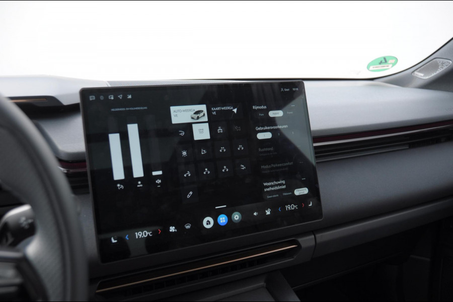 Lynk & Co 08 350PK Automaat More / Stoelventilatie / Massage / Adaptieve cruise control / Panoramadak / Stoelverwarming / Harman Kardon audio / Apple carplay / Parkeersensoren met 360 camera / Elektrische stoelen / BLIS