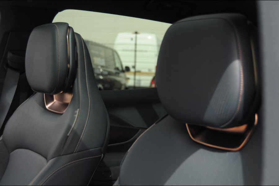 Lynk & Co 08 350PK Automaat More / Stoelventilatie / Massage / Adaptieve cruise control / Panoramadak / Stoelverwarming / Harman Kardon audio / Apple carplay / Parkeersensoren met 360 camera / Elektrische stoelen / BLIS