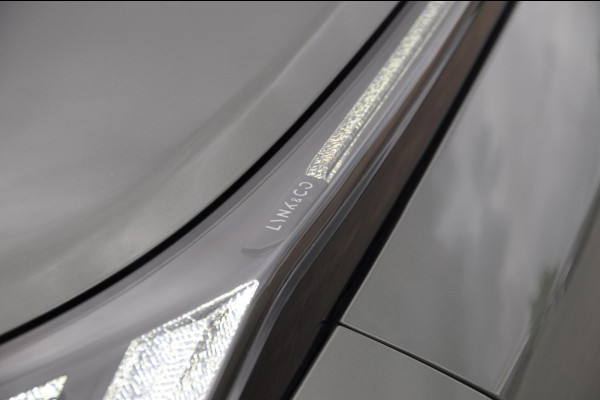 Lynk & Co 08 350PK Automaat More / Stoelventilatie / Massage / Adaptieve cruise control / Panoramadak / Stoelverwarming / Harman Kardon audio / Apple carplay / Parkeersensoren met 360 camera / Elektrische stoelen / BLIS