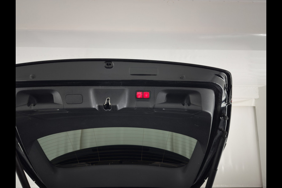 Mercedes-Benz CLA-Klasse Shooting Brake 200 AMG Sportpack Business Solution (INCL-BTW) Aut. *PANO | LEATHER-MICROFIBRE | MULTIBEAM | MEMORY-PACK | AMBIENTLIGHT | HEATED-SPORTSEATS | WIDESCREEN-COCKPIT | DAB+ | NAVI-FULLMAP | CAMERA | PRIVACYGLASS | 18''ALU*