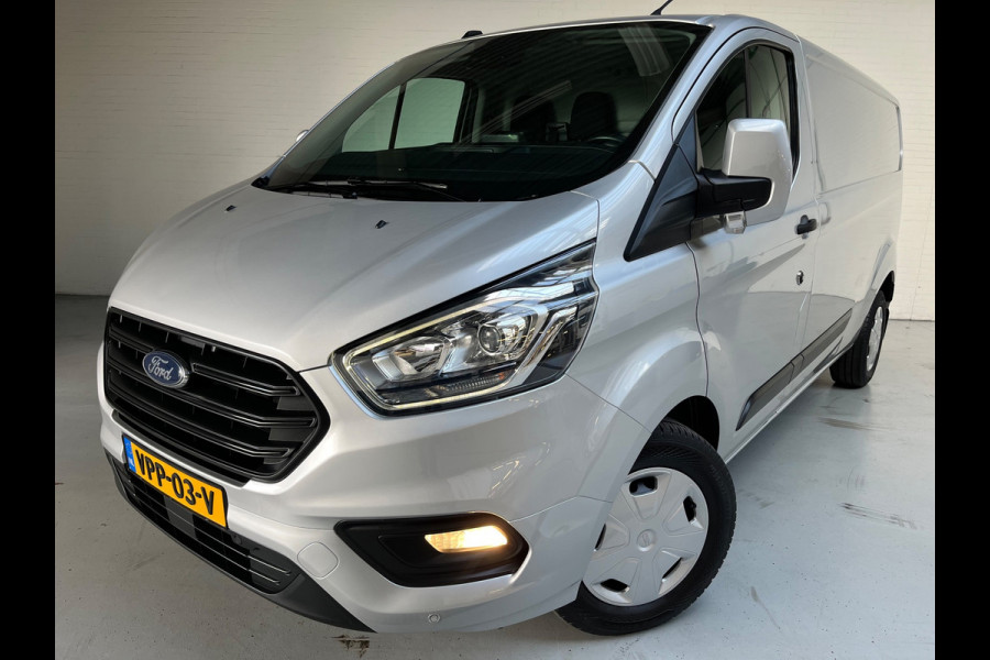 Ford Transit Custom Automaat 300 2.0 TDCI 130pk L2H1 Limited 3persoons, Airco, Navigatie, Trekhaak, Metallic lak, RIJKLAARPRIJS