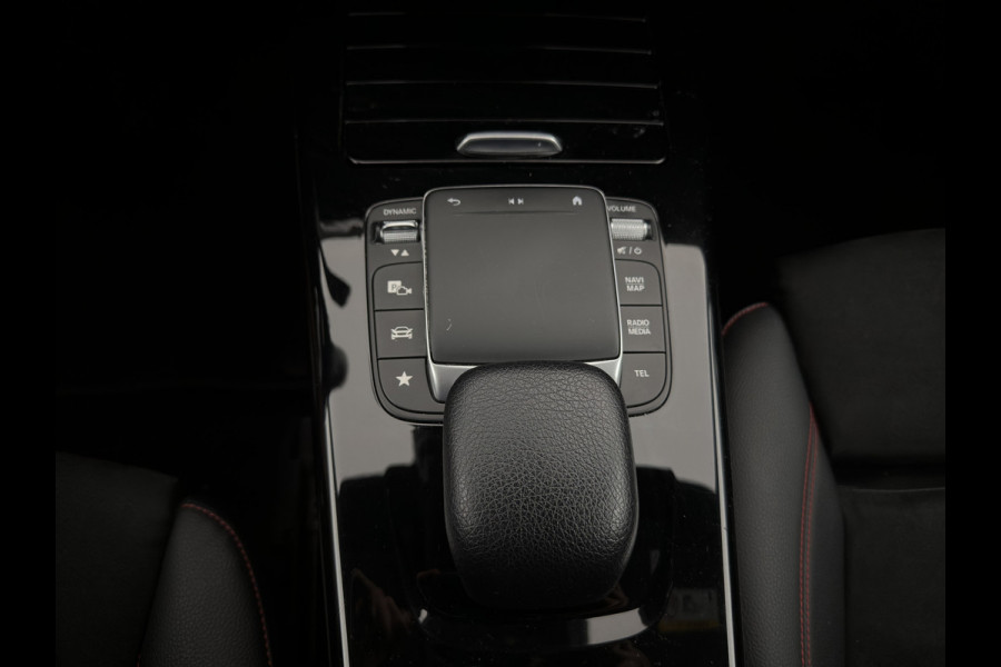 Mercedes-Benz CLA-Klasse Shooting Brake 200 AMG Sportpack Business Solution (INCL-BTW) Aut. *PANO | LEATHER-MICROFIBRE | MULTIBEAM | MEMORY-PACK | AMBIENTLIGHT | HEATED-SPORTSEATS | WIDESCREEN-COCKPIT | DAB+ | NAVI-FULLMAP | CAMERA | PRIVACYGLASS | 18''ALU*