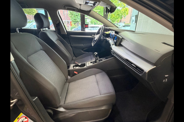 Volkswagen Golf 1.0 TSI Life Business CLIMA PDC CRUISE STOELVERWARMING BLUETOOTH APPLE CARPLAY USB KEYLESS-GO