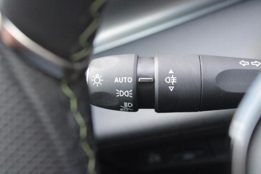 Peugeot 408 1.2 Hybrid 145PK AUTOMAAT GT | 360° CAMERA | DODEHOEK DETECTIE | KEYLESS ENTRY/START | ADAPTIVE CRUISE CONTROL | NAVIGATIE | DRAADLOZE APPLE CARPLAY/ANDROID AUTO | PARKEERSENSOREN VOOR + ACHTER | LED MATRIX KOPLAMPEN | 19" LICHTMETALEN VELGEN | ELEKTRISCH BEDIENBARE ACHTERKLEP | CLIMATE CONTROL | STUUR VERWARMING |