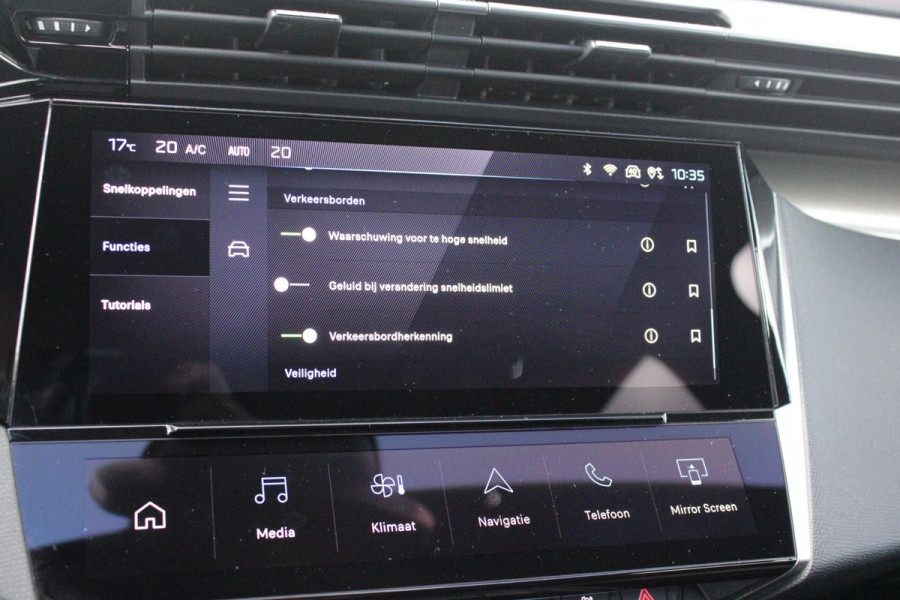 Peugeot 408 1.2 Hybrid 145PK AUTOMAAT GT | 360° CAMERA | DODEHOEK DETECTIE | KEYLESS ENTRY/START | ADAPTIVE CRUISE CONTROL | NAVIGATIE | DRAADLOZE APPLE CARPLAY/ANDROID AUTO | PARKEERSENSOREN VOOR + ACHTER | LED MATRIX KOPLAMPEN | 19" LICHTMETALEN VELGEN | ELEKTRISCH BEDIENBARE ACHTERKLEP | CLIMATE CONTROL | STUUR VERWARMING |