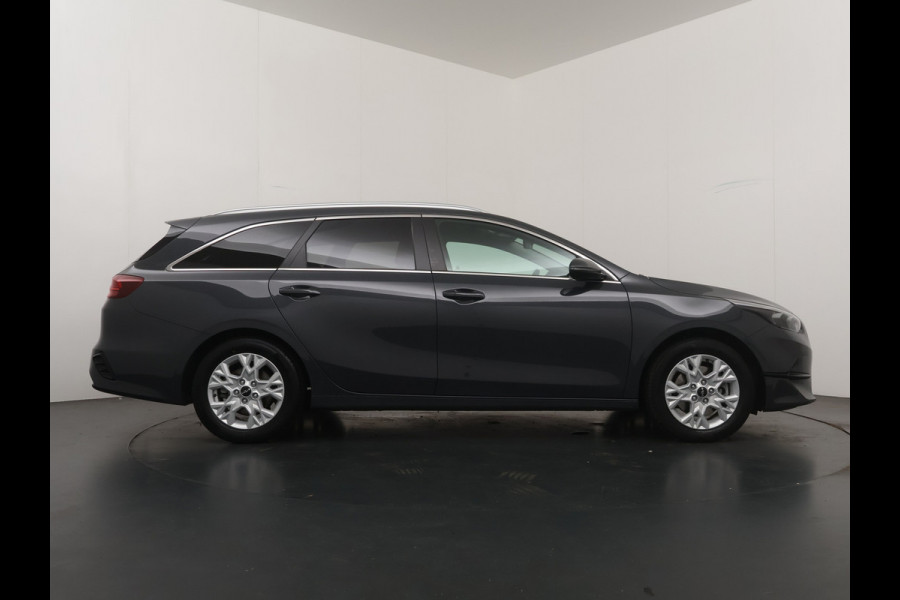 Kia Ceed Sportswagon 1.5 T-GDi DynamicPlusLine - Trekhaak - Apple Carplay/Andriod auto - Keyless Entry - Fabrieksgarantie T/M 6-2030 -