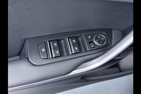 Kia Ceed Sportswagon 1.5 T-GDi DynamicPlusLine - Trekhaak - Apple Carplay/Andriod auto - Keyless Entry - Fabrieksgarantie T/M 6-2030 -
