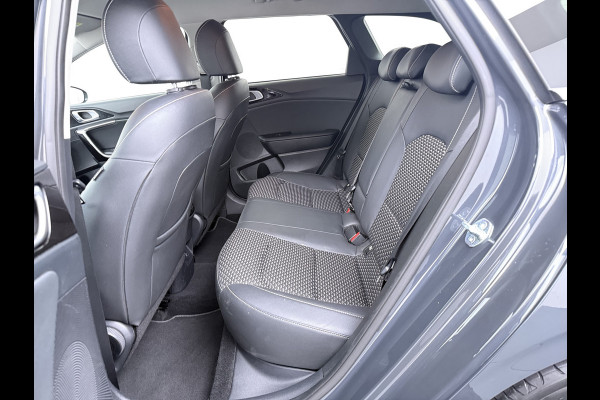 Kia Ceed Sportswagon 1.5 T-GDi DynamicPlusLine - Trekhaak - Apple Carplay/Andriod auto - Keyless Entry - Fabrieksgarantie T/M 6-2030 -