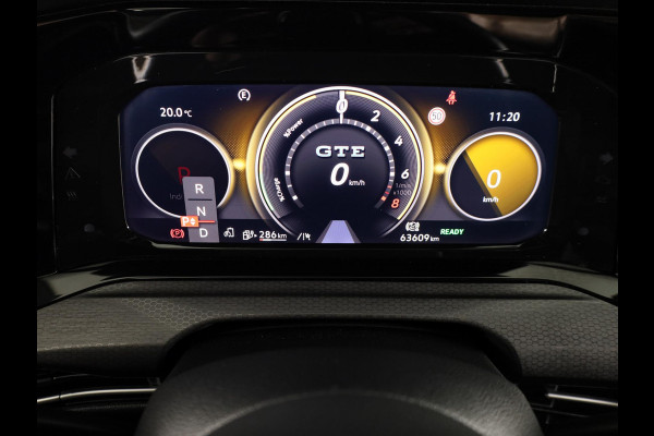 Volkswagen Golf 1.4 eHybrid GTE 245 PK | Automaat (DSG) | Navigatie | Wegklapbare trekhaak | Camera