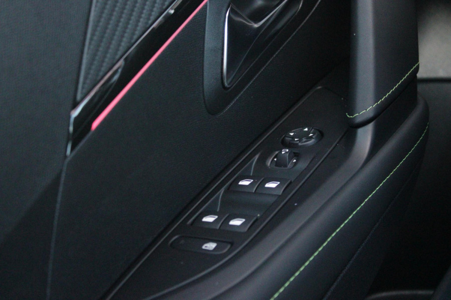 Peugeot 208 1.2 Hybrid 145PK AUTOMAAT GT | CAMERA VOOR + ACHTER | NAVIGATIE | DRAADLOZE APPLE CARPLAY/ANDROID AUTO | FULL LED KOPLAMPEN | LICHTMETALEN VELGEN 17" | DODEHOEK DETECTIE | DRAADLOZE TELEFOONLADER | KEYLESS ENTRY/START | DAB+ RADIO | ADAPTIVE CRUISE CONTROL | CLIMATE CONTROL |