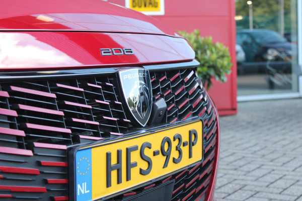 Peugeot 208 1.2 Hybrid 145PK AUTOMAAT GT | CAMERA VOOR + ACHTER | NAVIGATIE | DRAADLOZE APPLE CARPLAY/ANDROID AUTO | FULL LED KOPLAMPEN | LICHTMETALEN VELGEN 17" | DODEHOEK DETECTIE | DRAADLOZE TELEFOONLADER | KEYLESS ENTRY/START | DAB+ RADIO | ADAPTIVE CRUISE CONTROL | CLIMATE CONTROL |