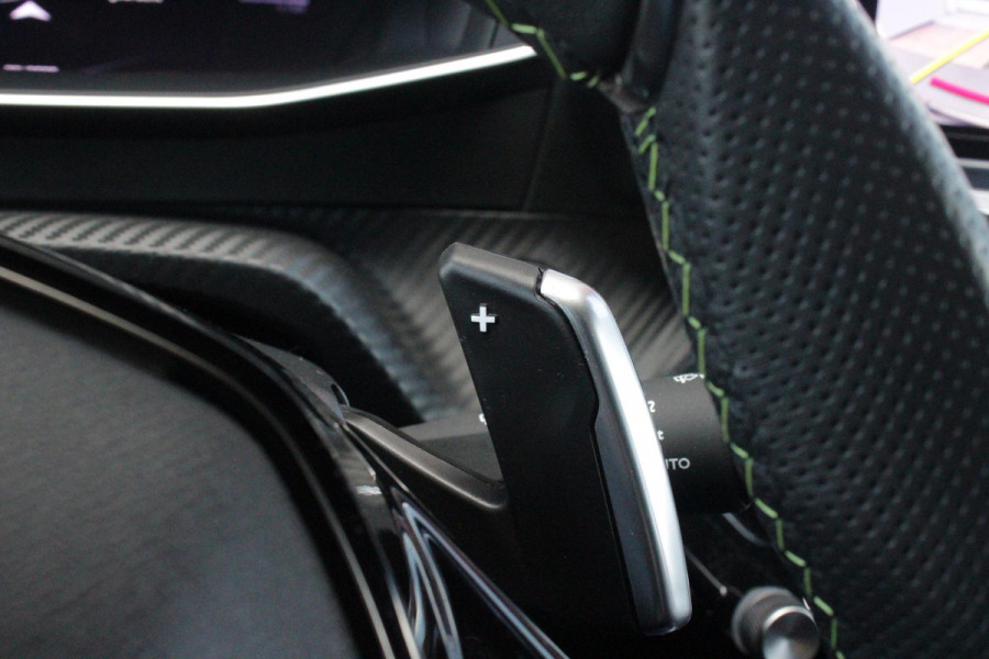 Peugeot 208 1.2 Hybrid 145PK AUTOMAAT GT | CAMERA VOOR + ACHTER | NAVIGATIE | DRAADLOZE APPLE CARPLAY/ANDROID AUTO | FULL LED KOPLAMPEN | LICHTMETALEN VELGEN 17" | DODEHOEK DETECTIE | DRAADLOZE TELEFOONLADER | KEYLESS ENTRY/START | DAB+ RADIO | ADAPTIVE CRUISE CONTROL | CLIMATE CONTROL |