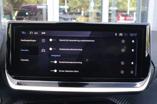 Peugeot 208 1.2 Hybrid 145PK AUTOMAAT GT | CAMERA VOOR + ACHTER | NAVIGATIE | DRAADLOZE APPLE CARPLAY/ANDROID AUTO | FULL LED KOPLAMPEN | LICHTMETALEN VELGEN 17" | DODEHOEK DETECTIE | DRAADLOZE TELEFOONLADER | KEYLESS ENTRY/START | DAB+ RADIO | ADAPTIVE CRUISE CONTROL | CLIMATE CONTROL |