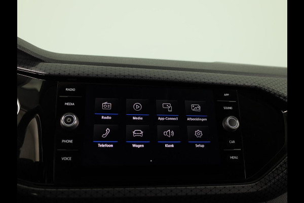 Volkswagen T-Cross 1.0 TSI Style 115 PK | Trekhaak | Digitaal dashboard | Stoelverwarming | Navigatie via app