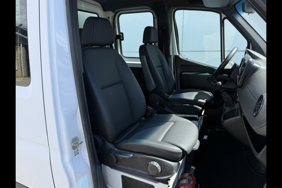 Mercedes-Benz Sprinter 314 2.2 CDI DC Open Laadbak Dubbele cabine 6-persoons Trekhaak Navigatie Carplay Climate control