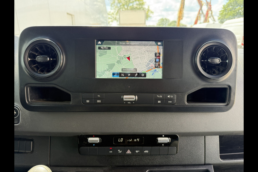 Mercedes-Benz Sprinter 314 2.2 CDI DC Open Laadbak Dubbele cabine 6-persoons Trekhaak Navigatie Carplay Climate control