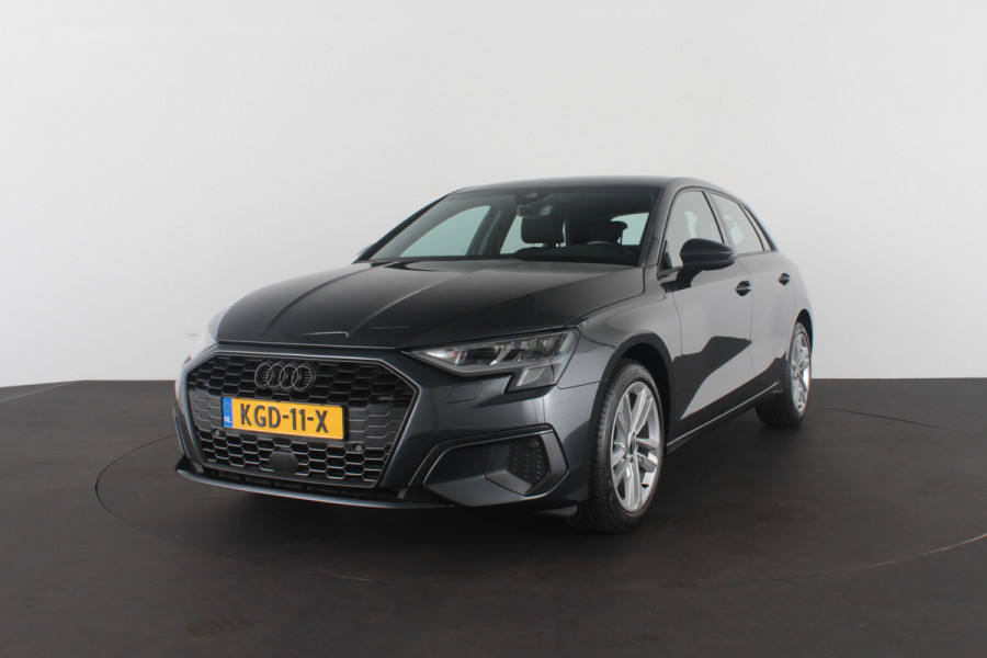 Audi A3 Sportback 30 TFSI Pro Line > 17 inch/Manhattan Gray/Navigatie...