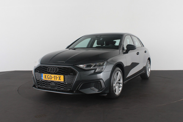 Audi A3 Sportback 30 TFSI Pro Line > 17 inch/Manhattan Gray/Navigatie...