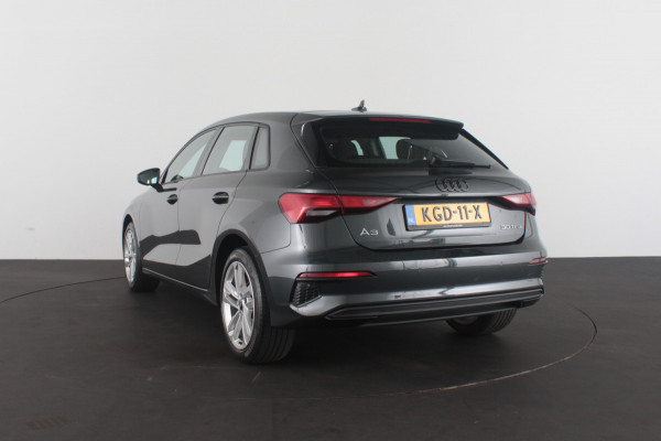 Audi A3 Sportback 30 TFSI Pro Line > 17 inch/Manhattan Gray/Navigatie...