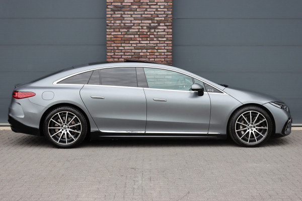 Mercedes-Benz EQS 450+ AMG Line Premium+ 108 kWh | SoH 98,58% | Luchtvering | Achterasbesturing | Distronic+ | Burmester | Stoelventilatie | Massage | Digital Light | Panoramadak | HUD | Verwarmd Stuurwiel |