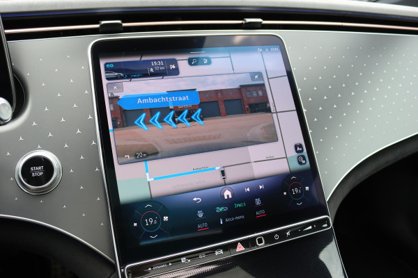 Mercedes-Benz EQS 450+ AMG Line Premium+ 108 kWh | SoH 98,58% | Luchtvering | Achterasbesturing | Distronic+ | Burmester | Stoelventilatie | Massage | Digital Light | Panoramadak | HUD | Verwarmd Stuurwiel |