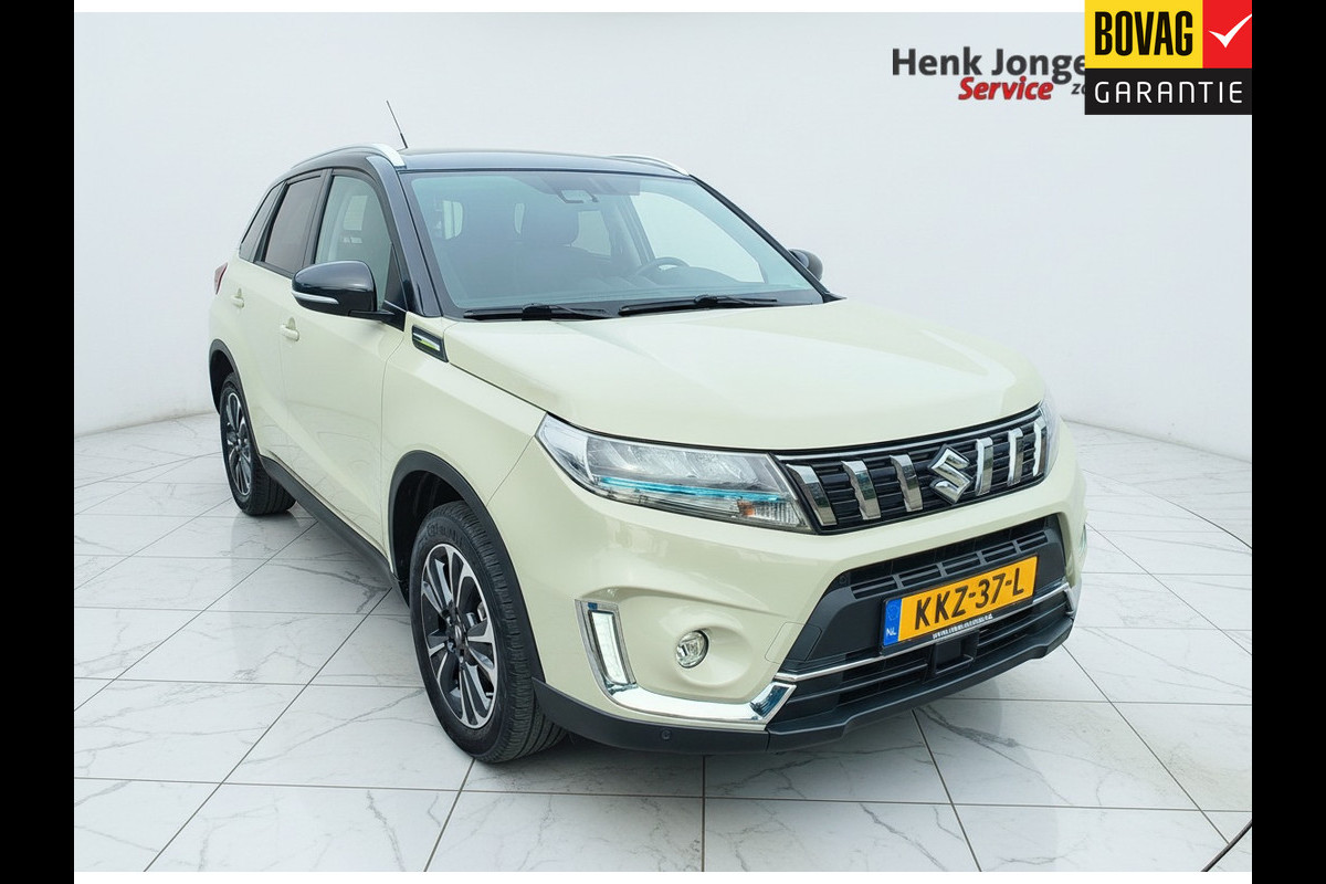 Suzuki Vitara 1.5 Hybrid Style Automaat Panoramadak uit 2023 Rijklaar + Fabrieksgarantie Henk Jongen Auto's in Helmond,  al 50 jaar service zoals 't hoort!