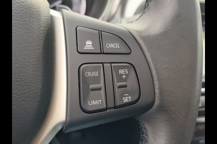 Suzuki Vitara 1.5 Hybrid Style Automaat Panoramadak uit 2023 Rijklaar + Fabrieksgarantie Henk Jongen Auto's in Helmond,  al 50 jaar service zoals 't hoort!
