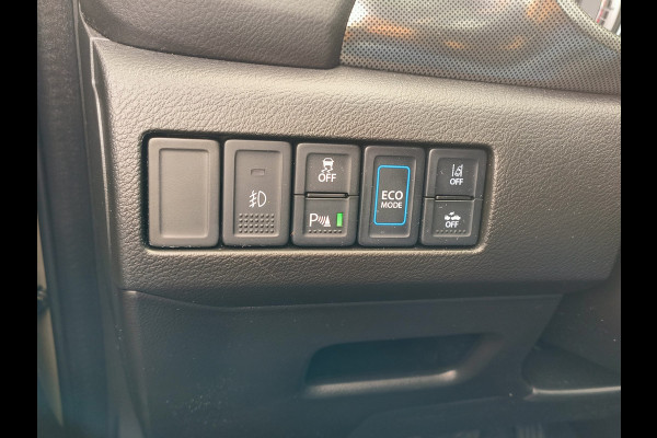 Suzuki Vitara 1.5 Hybrid Style Automaat Panoramadak uit 2023 Rijklaar + Fabrieksgarantie Henk Jongen Auto's in Helmond,  al 50 jaar service zoals 't hoort!