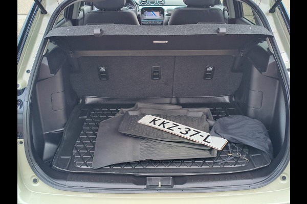 Suzuki Vitara 1.5 Hybrid Style Automaat Panoramadak uit 2023 Rijklaar + Fabrieksgarantie Henk Jongen Auto's in Helmond,  al 50 jaar service zoals 't hoort!