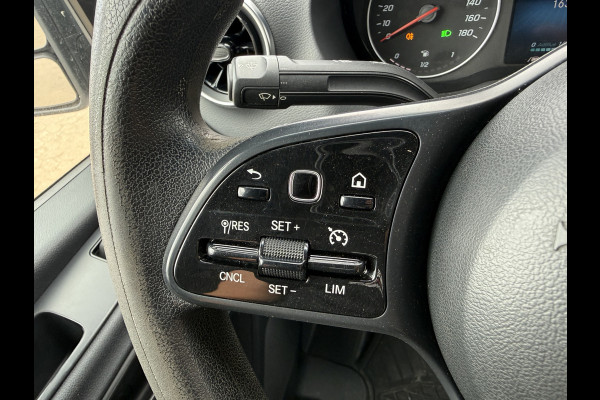 Mercedes-Benz Sprinter 516 2.2 CDI L2H2 Dubbellucht 10 Inch MBUX 3,5t Trekhaak Climate Control Navigatie Parkeersensoren V + A