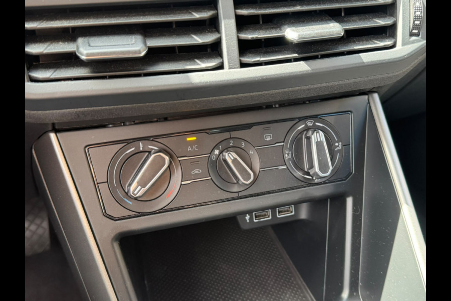Volkswagen Polo 1.0 80PK COMFORTLINE CARPLAY/AIRCO/LMV/CRUISE