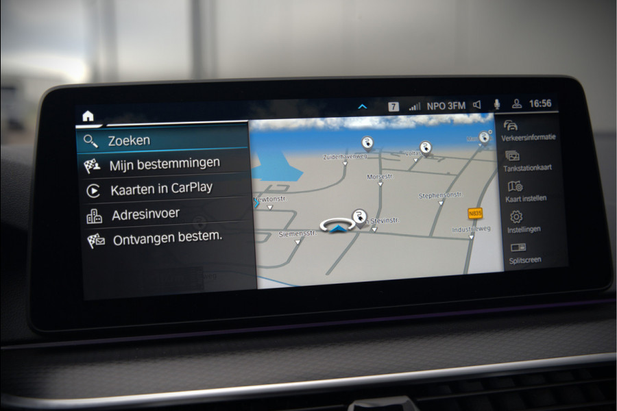 BMW 5 Serie 520e Business Edition Plus M Sport | M Performance | Alvitgrau | Panoramadak | Laser | Stoelverwarming | Stuurverwarming | Camera | Adaptive Cruise Control | Apple Carplay | Navigatie | Elektrische Stoelen | SOH 89%