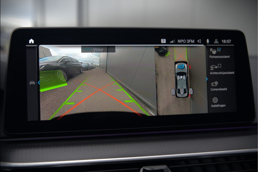 BMW 5 Serie 520e Business Edition Plus M Sport | M Performance | Alvitgrau | Panoramadak | Laser | Stoelverwarming | Stuurverwarming | Camera | Adaptive Cruise Control | Apple Carplay | Navigatie | Elektrische Stoelen | SOH 89%