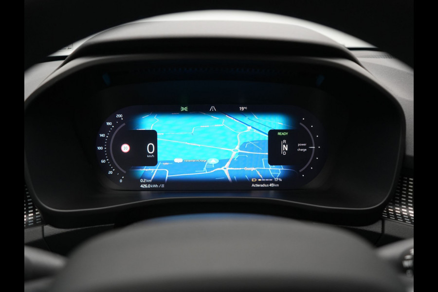 Volvo XC40 Pro Recharge Pure Electric 70kWh 232pk | Panodak | Adaptive Cruise | 360 Camera | Warmtepomp | Sportstoelen Memory & Verwarmd | Harman / Kardon | Google Assistent | 20"L.M | Stuur Verwarmd | Keyless | Blis | DAB |