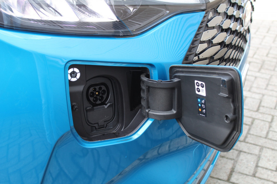 Ford E-Transit Custom 320 L2H1 Limited 65 kWh | Adaptieve Cruise | BLIS | Elektr. Schuifdeur | Winterpack