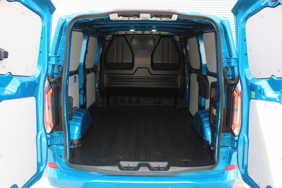 Ford E-Transit Custom 320 L2H1 Limited 65 kWh | Adaptieve Cruise | BLIS | Elektr. Schuifdeur | Winterpack