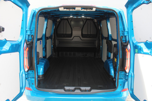 Ford E-Transit Custom 320 L2H1 Limited 65 kWh | Adaptieve Cruise | BLIS | Elektr. Schuifdeur | Winterpack