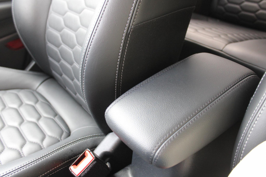 Ford Fiesta 1.0 EcoBoost Vignale Automaat | Volledig Lederen Interieur | Winter Pack | Full Options |