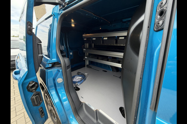 Ford E-Transit Cour. Limited 44 kWh Direct rijden/CarPlay/Sortimo inbouw/stoelverwarming
