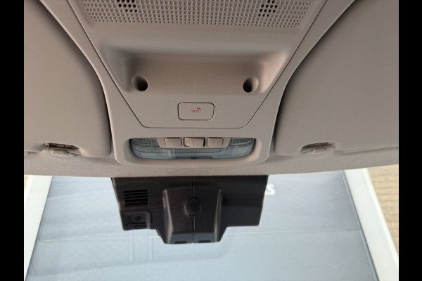 Ford E-Transit Cour. Limited 44 kWh Direct rijden/CarPlay/Sortimo inbouw/stoelverwarming