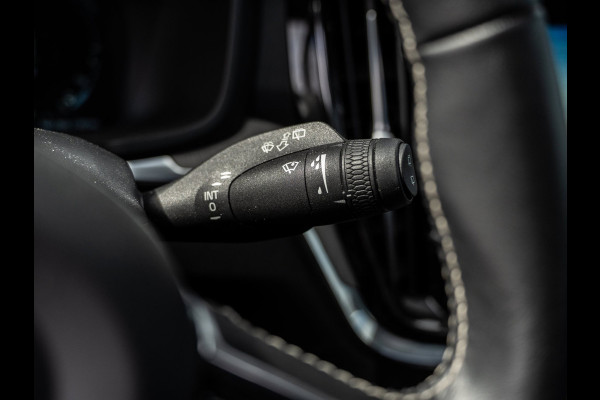 Volvo V60 2.0 T8 390PK Recharge AWD Inscription | Pano | H/K Sound | Trekhaak | Memory