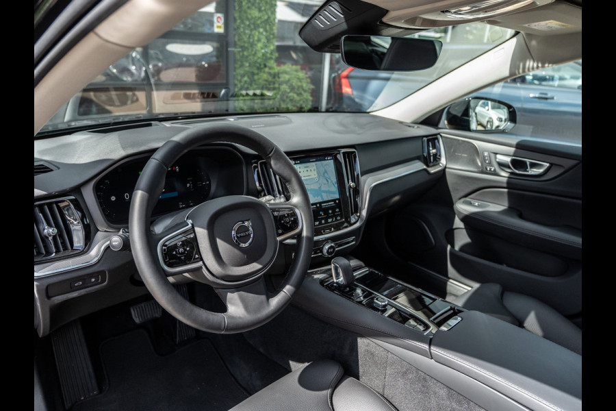 Volvo V60 2.0 T6 350PK PHEV AWD Plus Dark | Premium | Pano | H/K Sound | Fab. Garantie 11-2027 | BTW