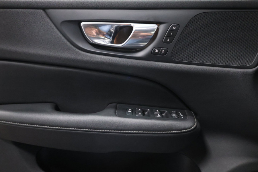 Volvo V60 2.0 T8 Twin Engine AWD R-Design BTW/LED/VIRTUAL/PANO/LEER+S.VERWARMING+MEMORY/KEYLES/CAM/HUD/LINE/ACC/12 MDN GARANTIE!