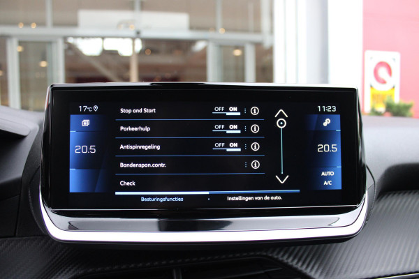 Peugeot 2008 1.2 100PK ALLURE PACK | NAVIGATIE 10" TOUCHSCREEN| ACHTERUITRIJ CAMERA | 3-D INSTRUMENTENPANEEL | APPLE CARPLAY/ANDROID AUTO | LICHTMETALEN VELGEN 17" | DAB+ RADIO | CRUISE CONTROL | GETINTE RUITEN |