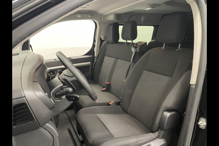 Peugeot Expert 2.0 BlueHDI 180pk Automaat Dubbele Cabine Navigatie Airco Climate Control Parkeer sensoren Trekhaak
