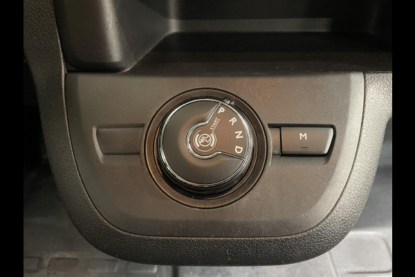 Peugeot Expert 2.0 BlueHDI 180pk Automaat Dubbele Cabine Navigatie Airco Climate Control Parkeer sensoren Trekhaak