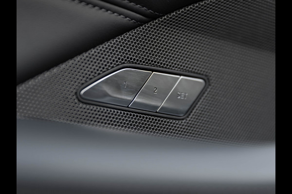 BMW 4 Serie Coupé M4 - Manual - Carbon Brakes - Bucket Seats - Carbon Exterior