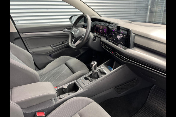 Volkswagen Golf 1.5 TSI PANORAMADAK