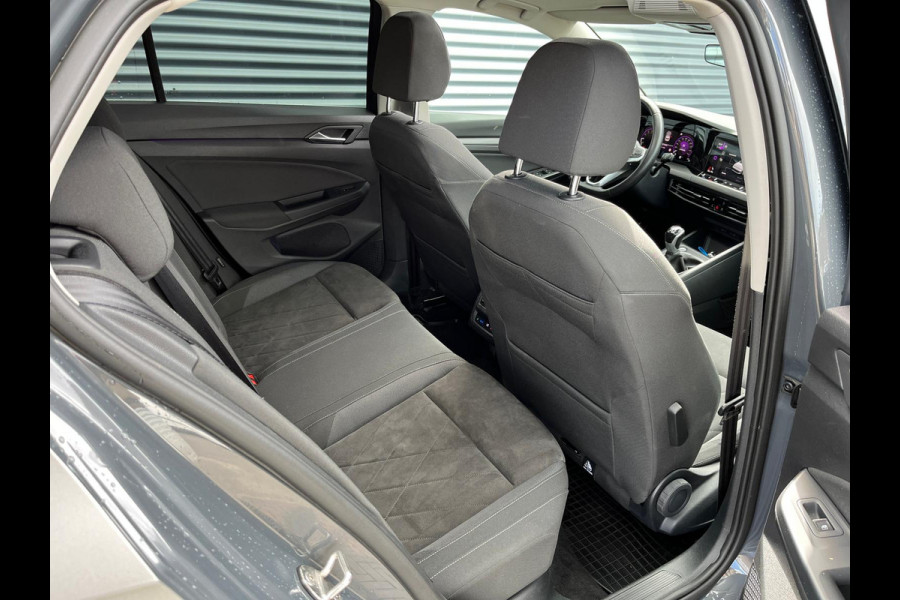 Volkswagen Golf 1.5 TSI PANORAMADAK